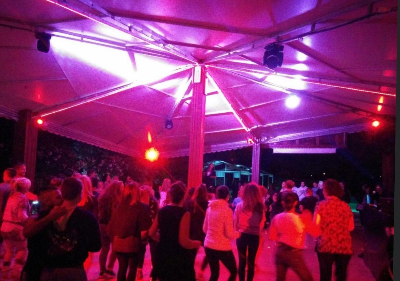 Onda Camping Village Ardea Kültér fotó