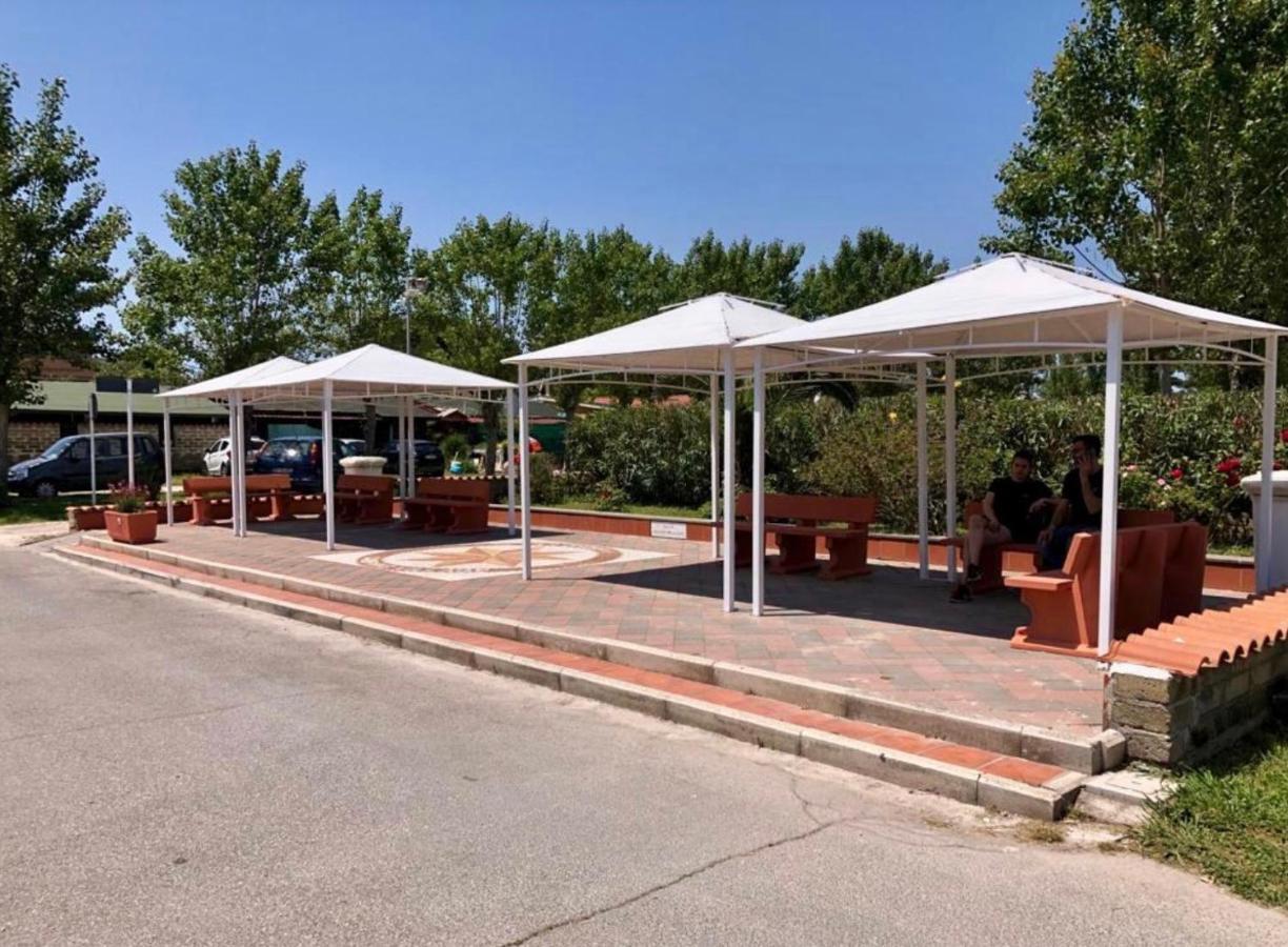 Onda Camping Village Ardea Kültér fotó